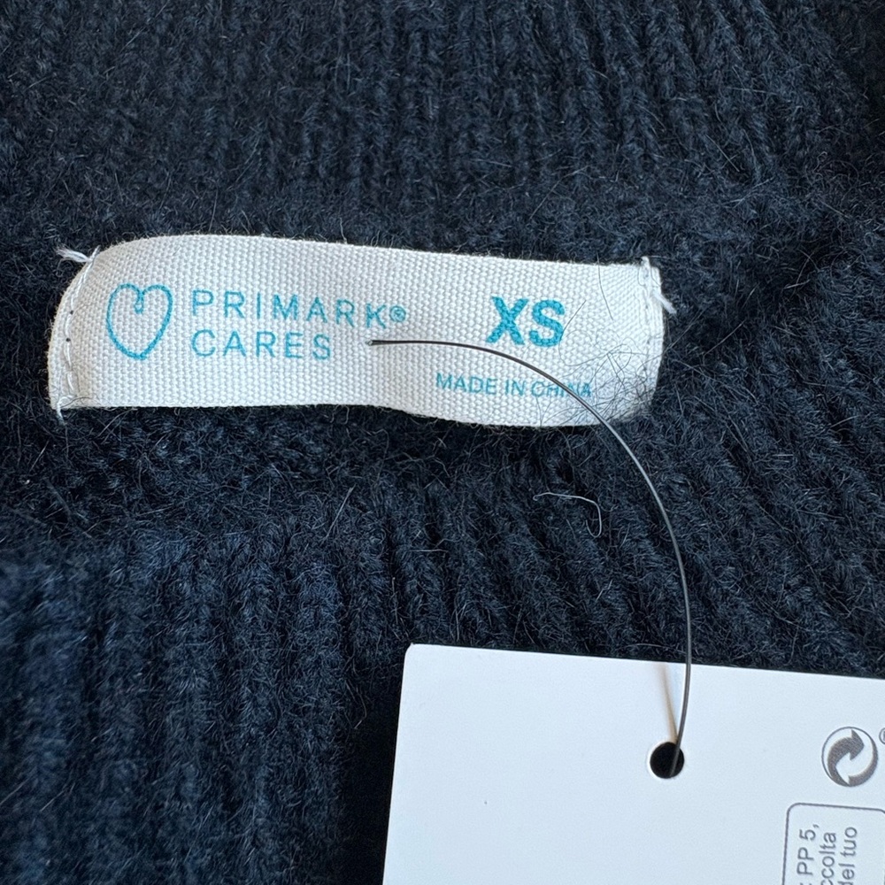 NWT - Women's Navy Blue Sweater - Picture 7 of 9